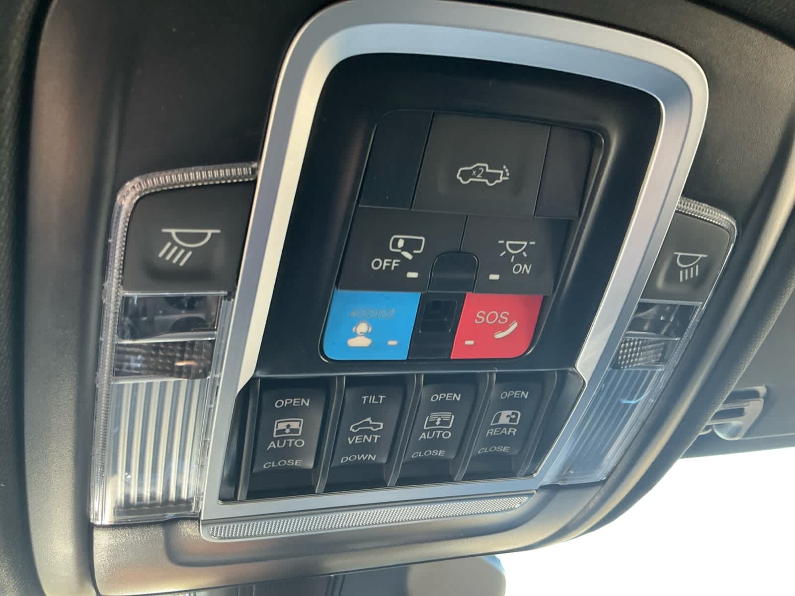 2027 RAM Ram 1500 RAM 1500 LARAMIE CREW CAB 4X4 5'7' BOX