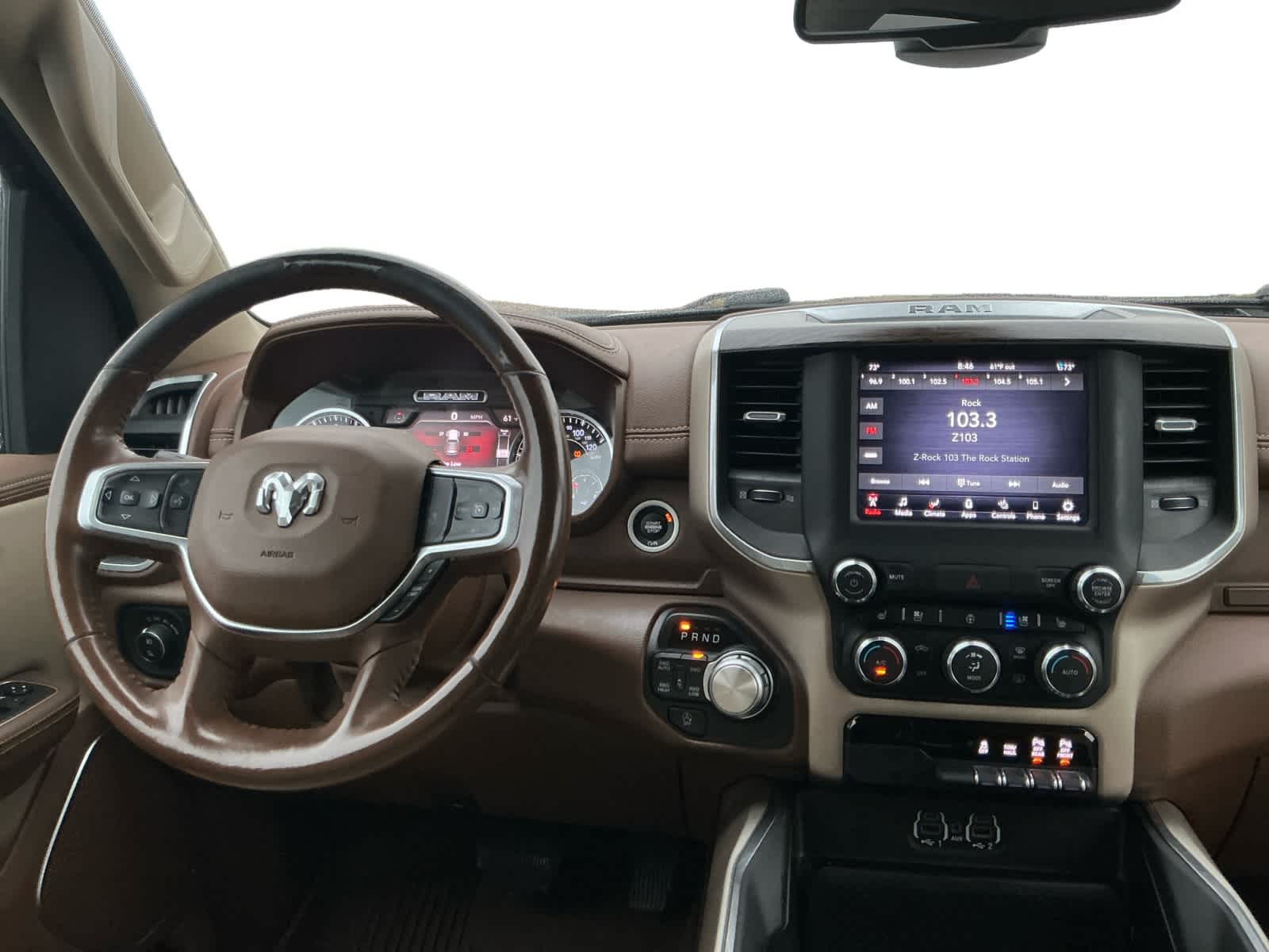 2020 RAM 1500 Laramie Crew Cab 4x4 5'7' Box