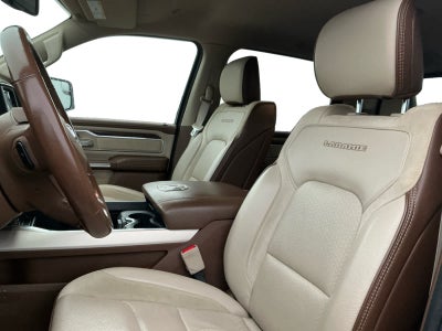 2020 RAM 1500 Laramie Crew Cab 4x4 5'7' Box