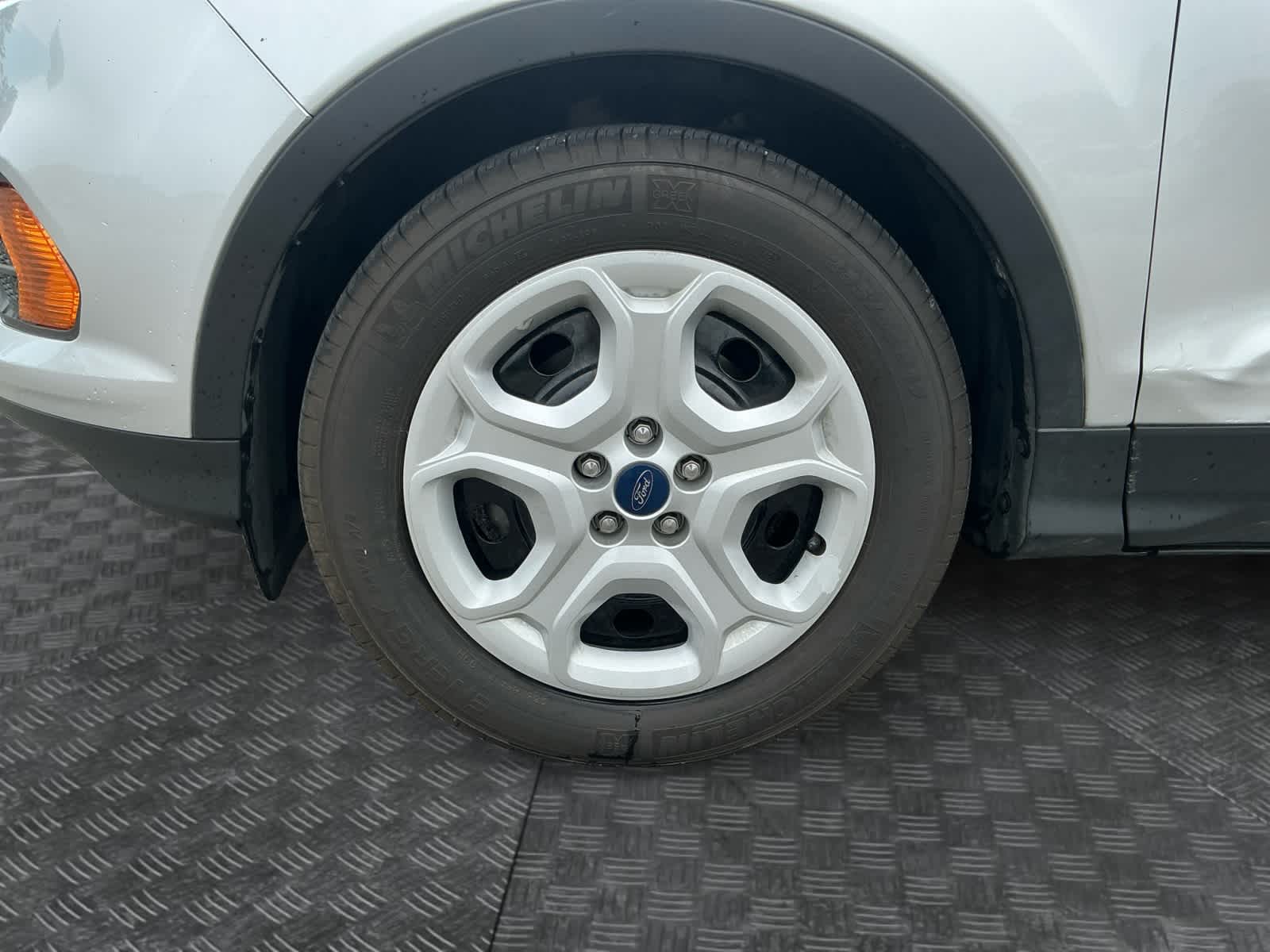 2019 Ford Escape S