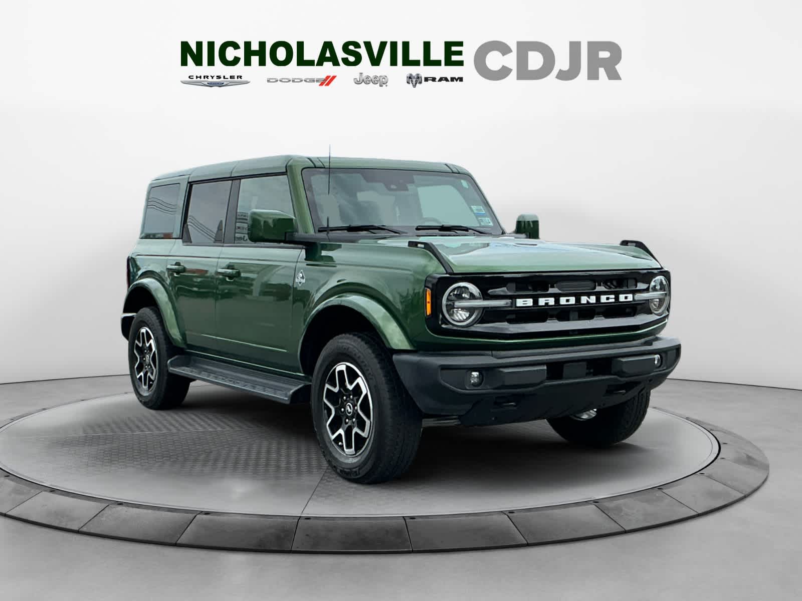 2025 Ford Bronco Outer Banks