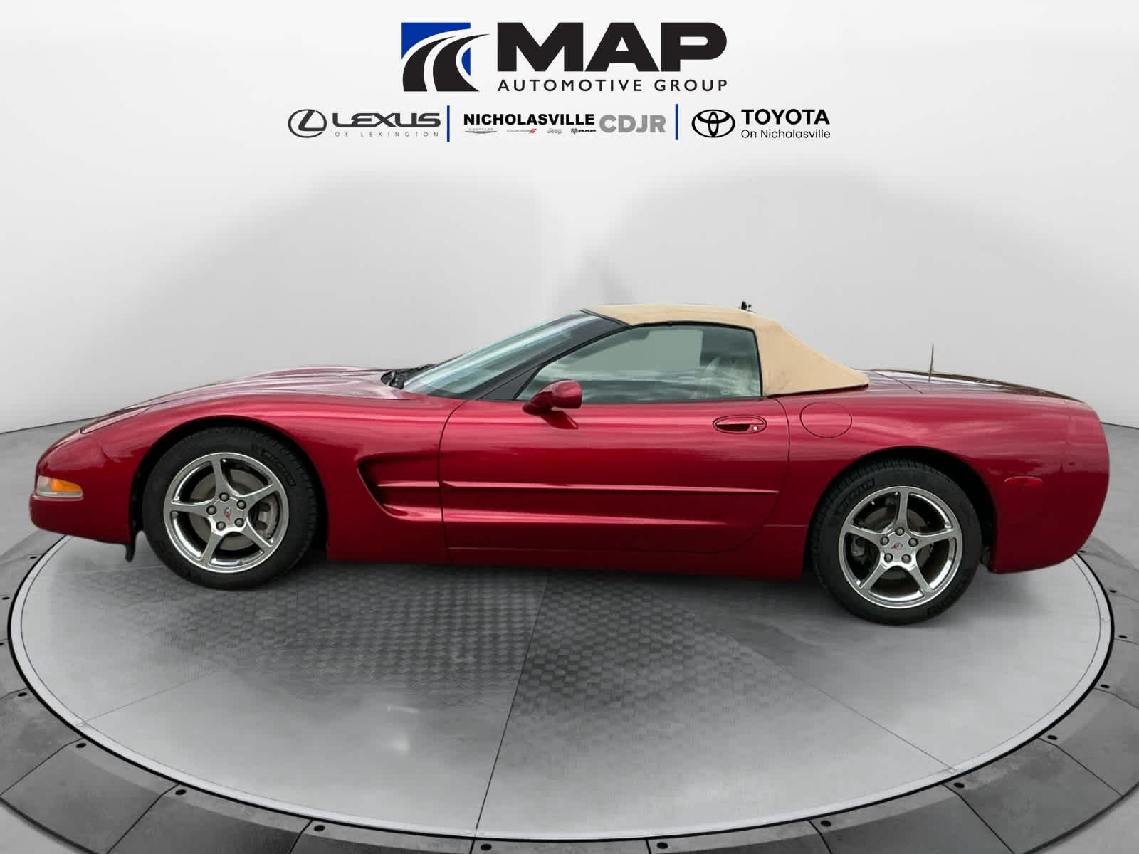 2002 Chevrolet Corvette 2dr Convertible