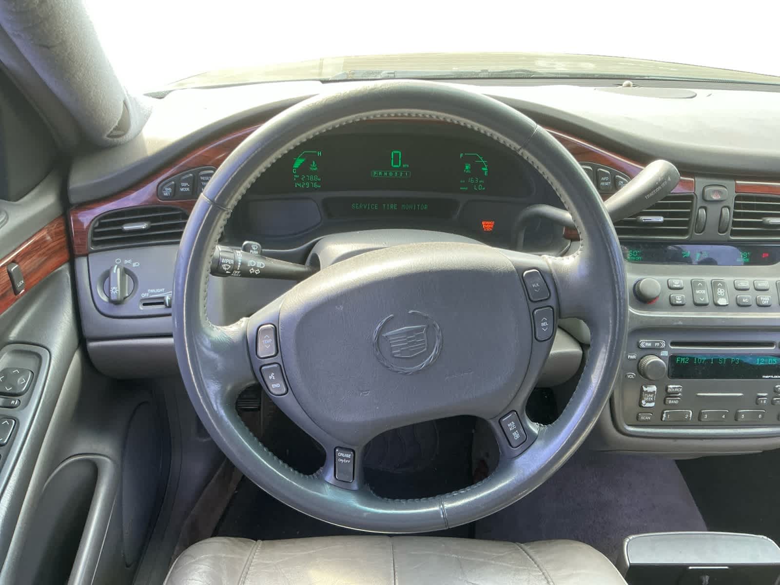 2004 Cadillac DeVille Standard