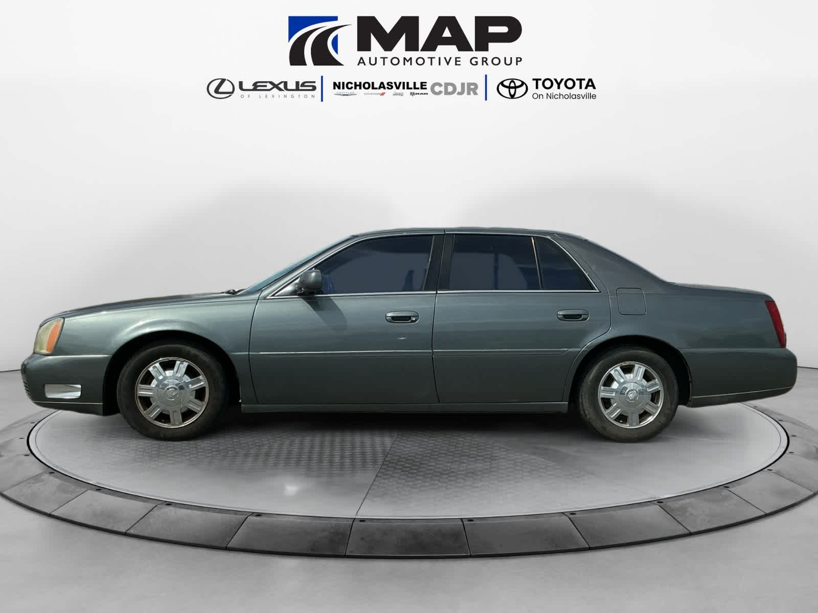 2004 Cadillac DeVille Standard