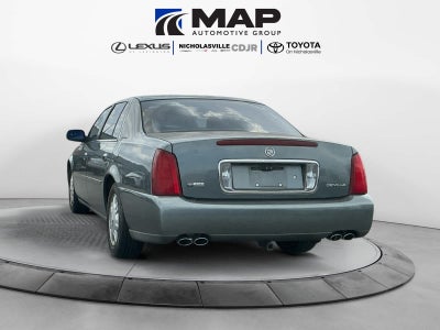 2004 Cadillac DeVille Standard