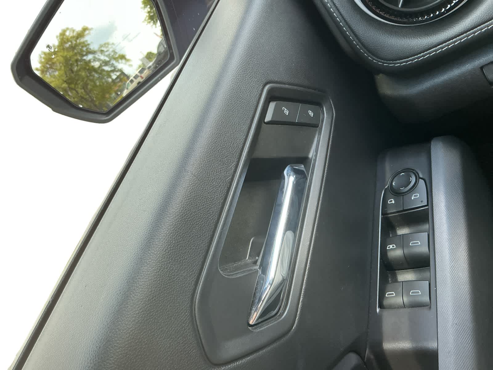 2023 Chevrolet Colorado 4WD Crew Cab Short Box LT
