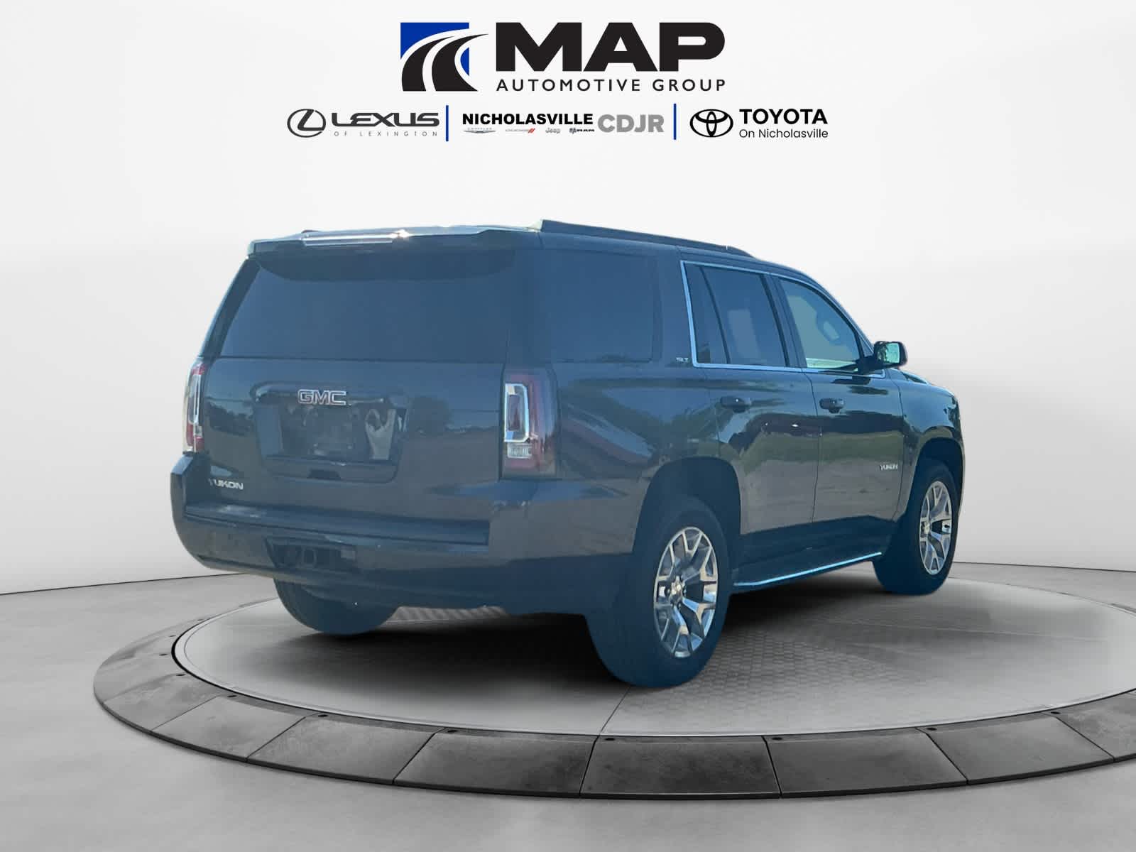 2017 GMC Yukon SLT