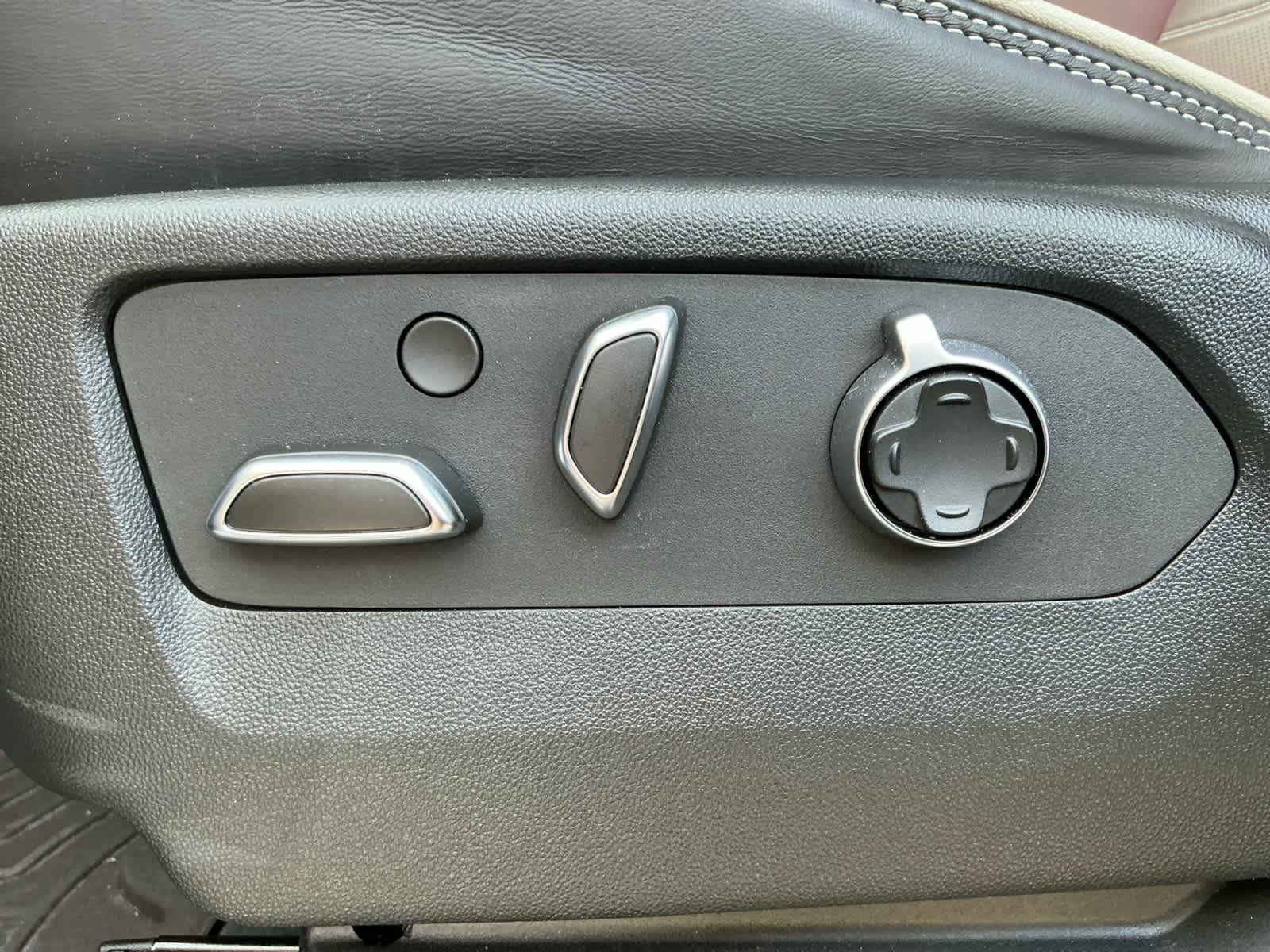 2024 GMC Yukon 4WD Denali Ultimate