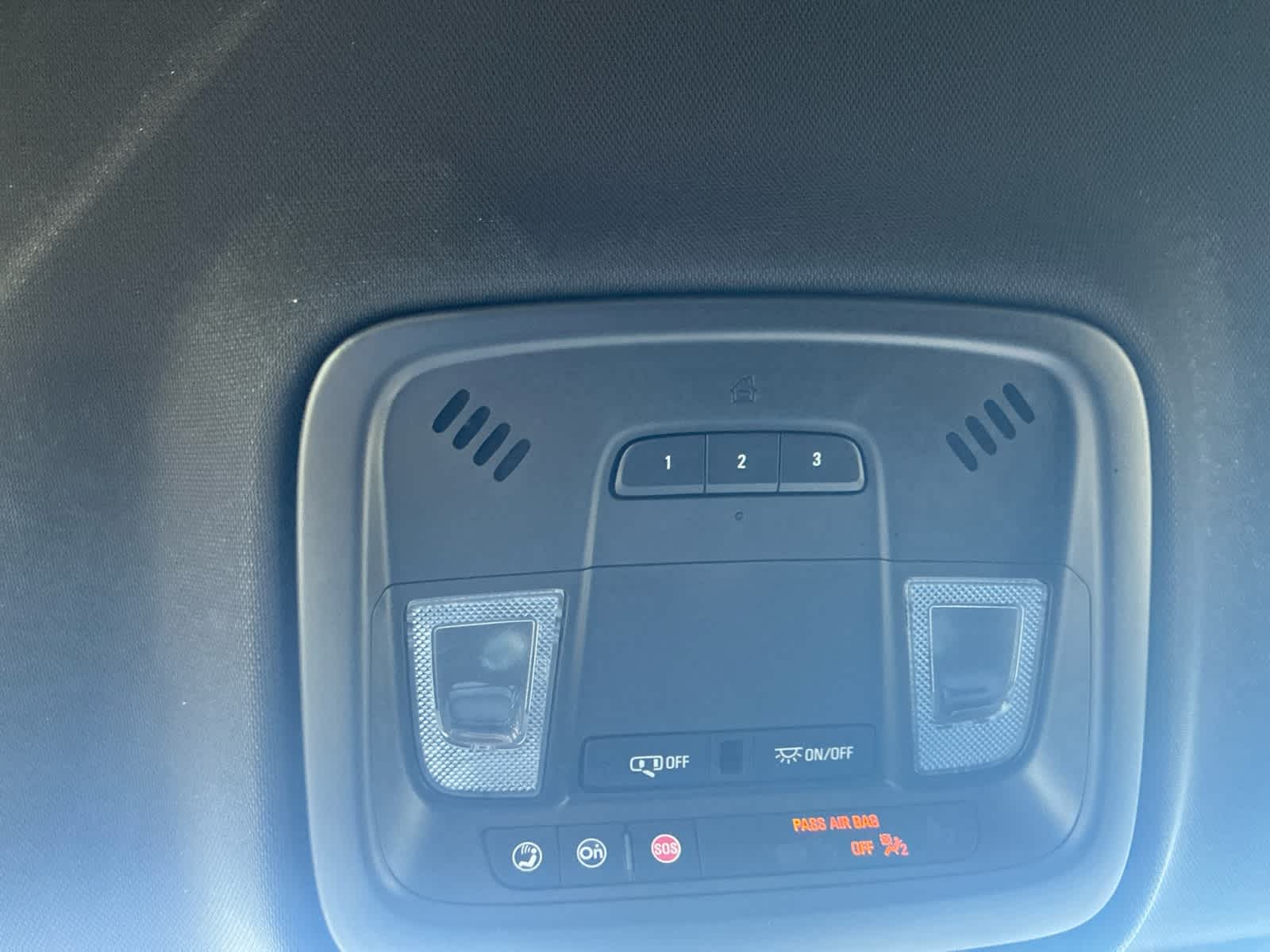 2023 Chevrolet Traverse FWD LT Cloth