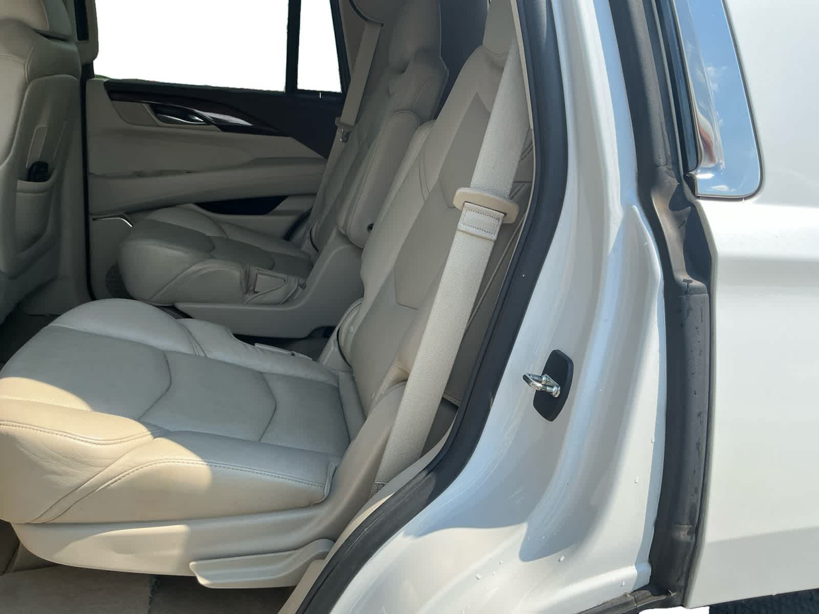 2016 Cadillac Escalade Luxury Collection