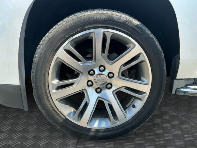 2016 Cadillac Escalade Luxury Collection