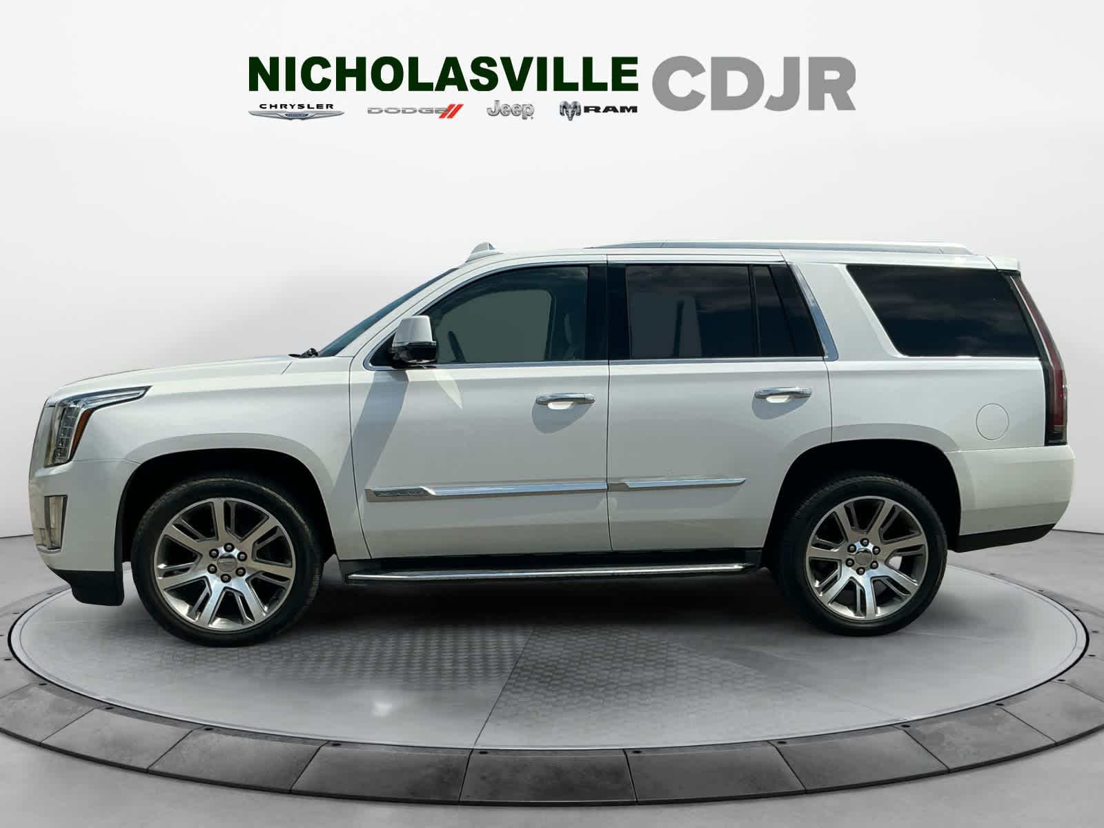 2016 Cadillac Escalade Luxury Collection
