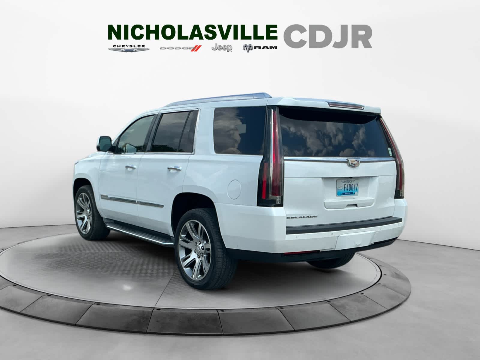 2016 Cadillac Escalade Luxury Collection