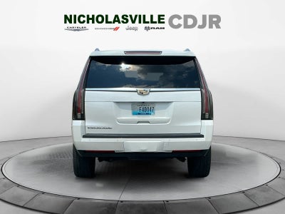 2016 Cadillac Escalade Luxury Collection