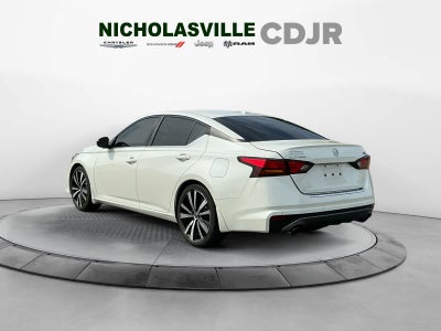 2021 Nissan Altima SR FWD