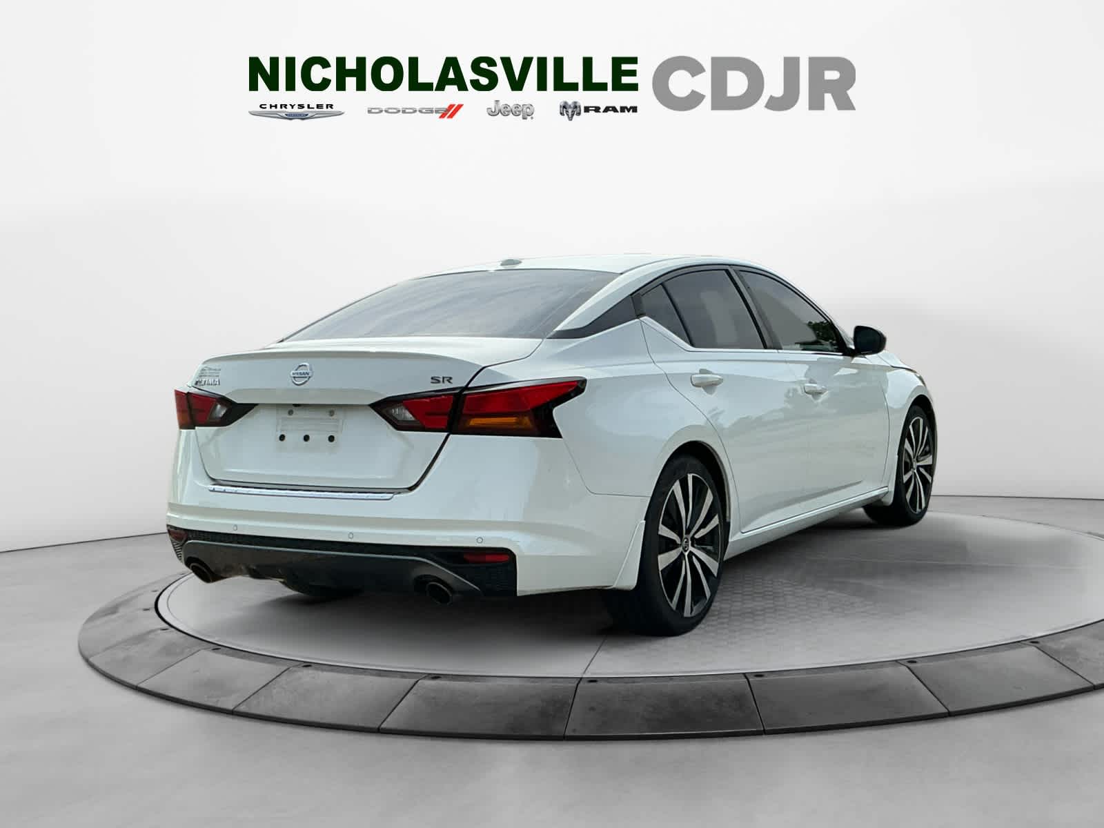 2021 Nissan Altima SR FWD