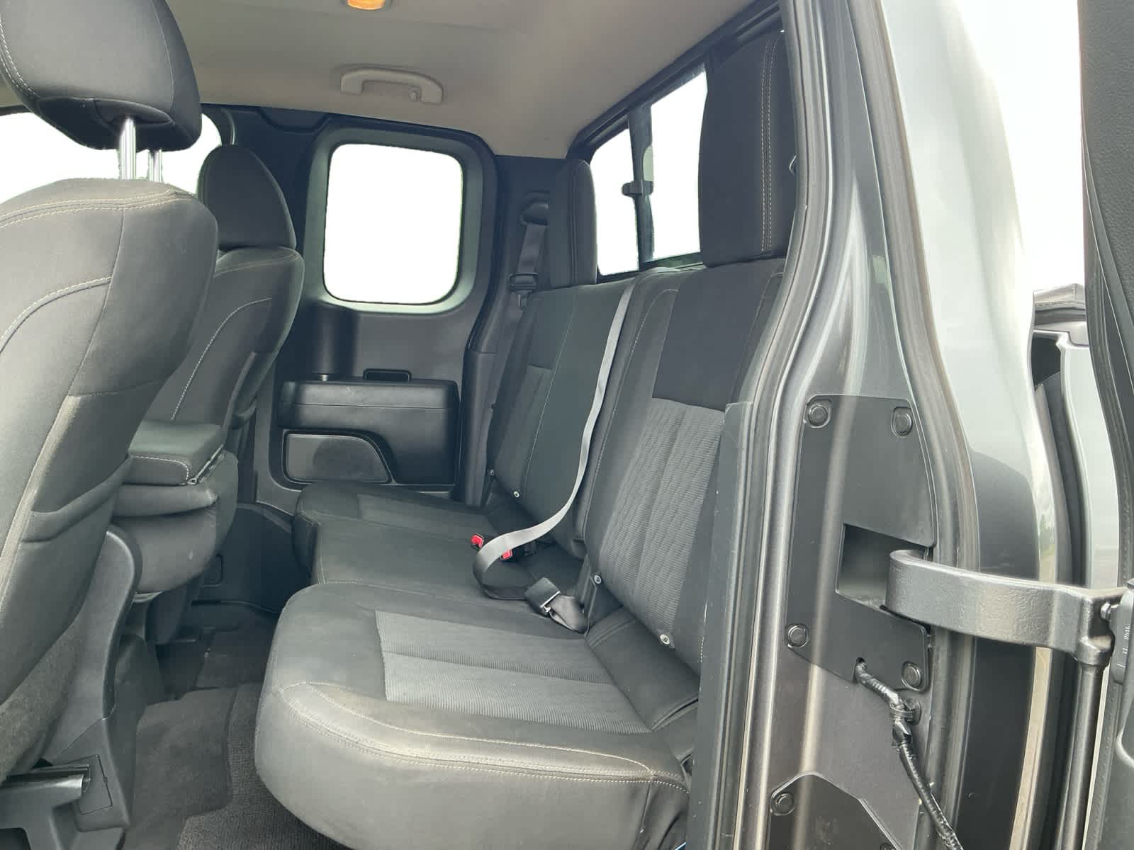 2017 Nissan TITAN XD SV Gas