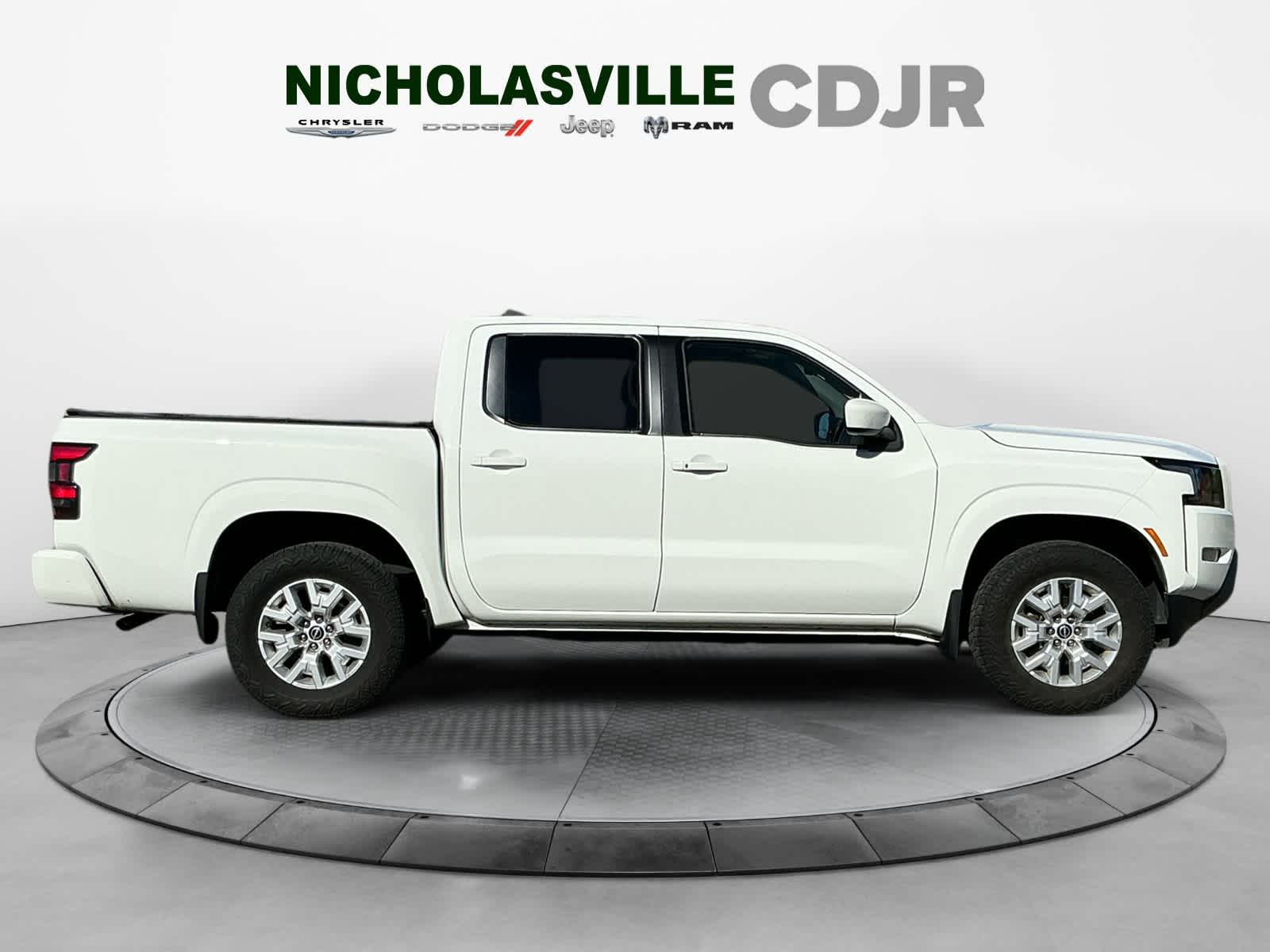 2023 Nissan Frontier Crew Cab SV 4x4