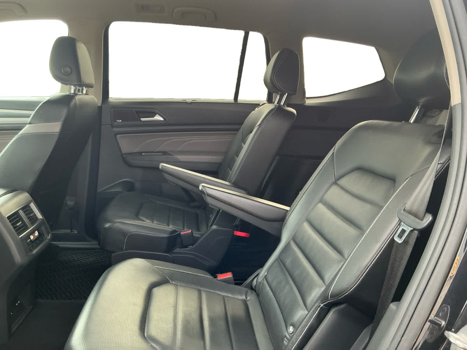 2023 Volkswagen Atlas 3.6L V6 SEL Premium R-Line