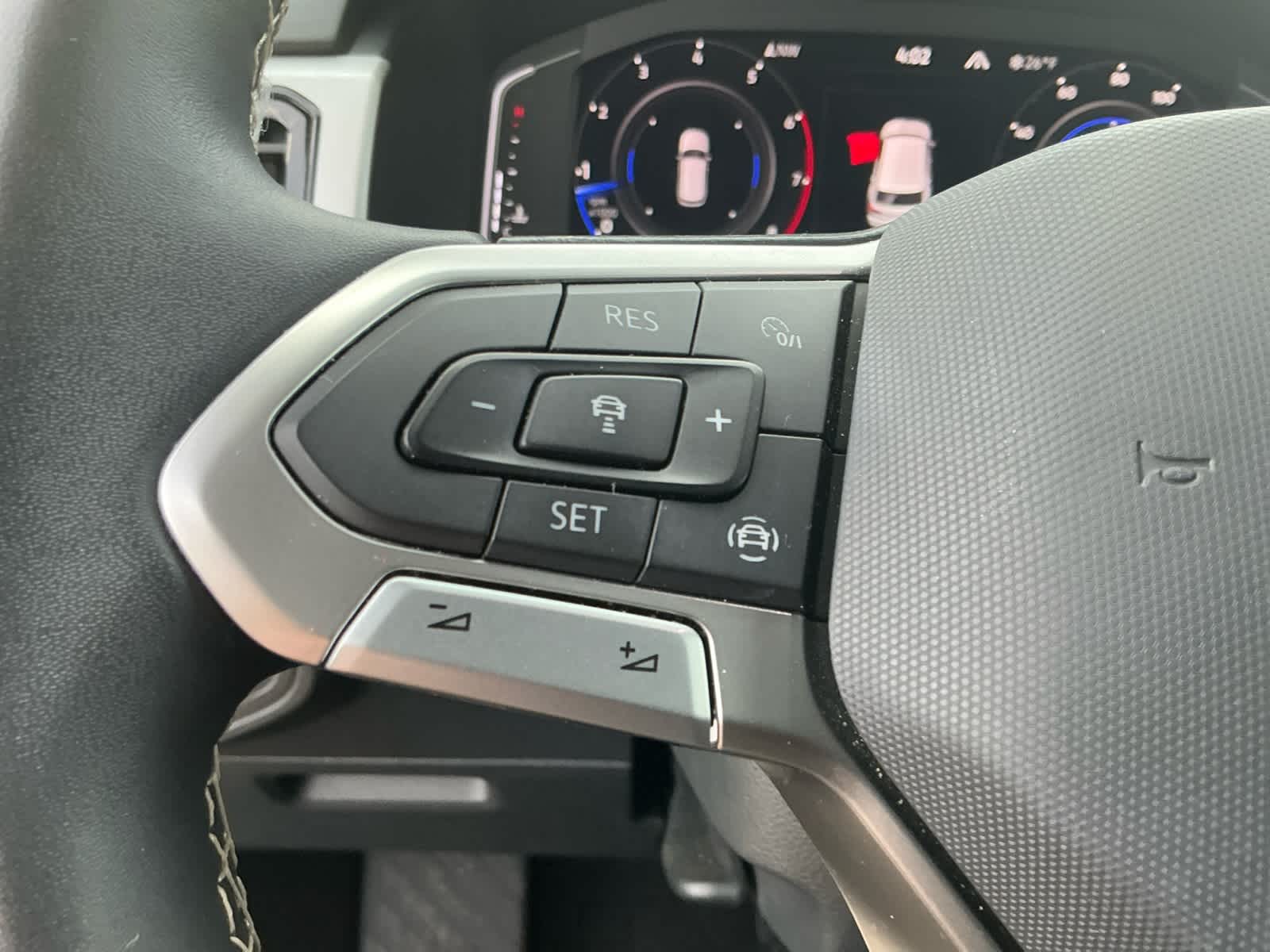 2023 Volkswagen Atlas Cross Sport 3.6L V6 SE w/Technology