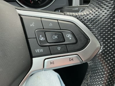 2021 Volkswagen Atlas Cross Sport 3.6L V6 SE w/Technology R-Line