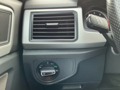 2021 Volkswagen Atlas Cross Sport 3.6L V6 SE w/Technology R-Line