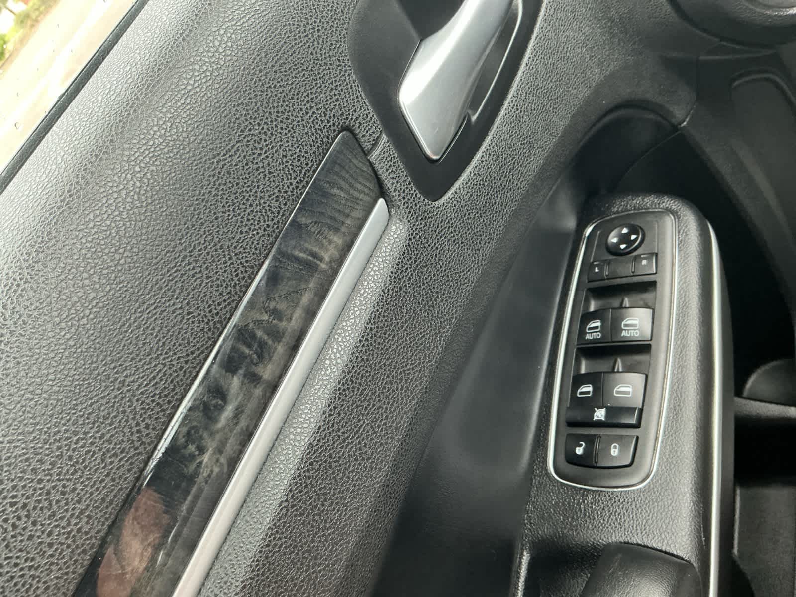 2021 Chrysler 300 Touring L AWD