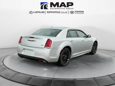 2021 Chrysler 300 Touring L AWD