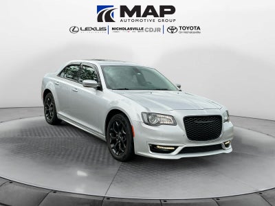 2021 Chrysler 300 Touring L AWD