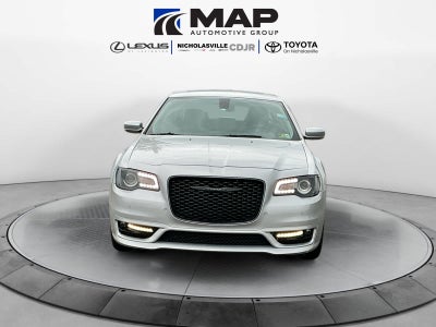 2021 Chrysler 300 Touring L AWD