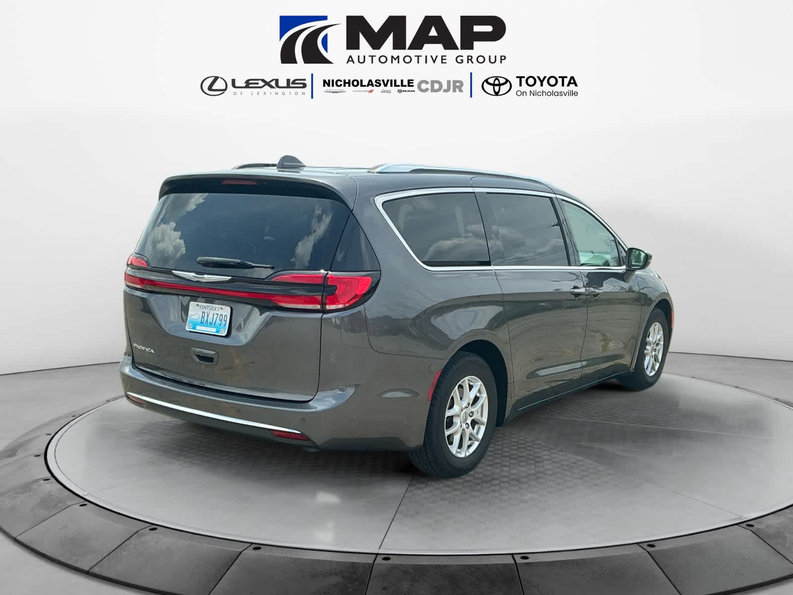 2021 Chrysler Pacifica Touring L
