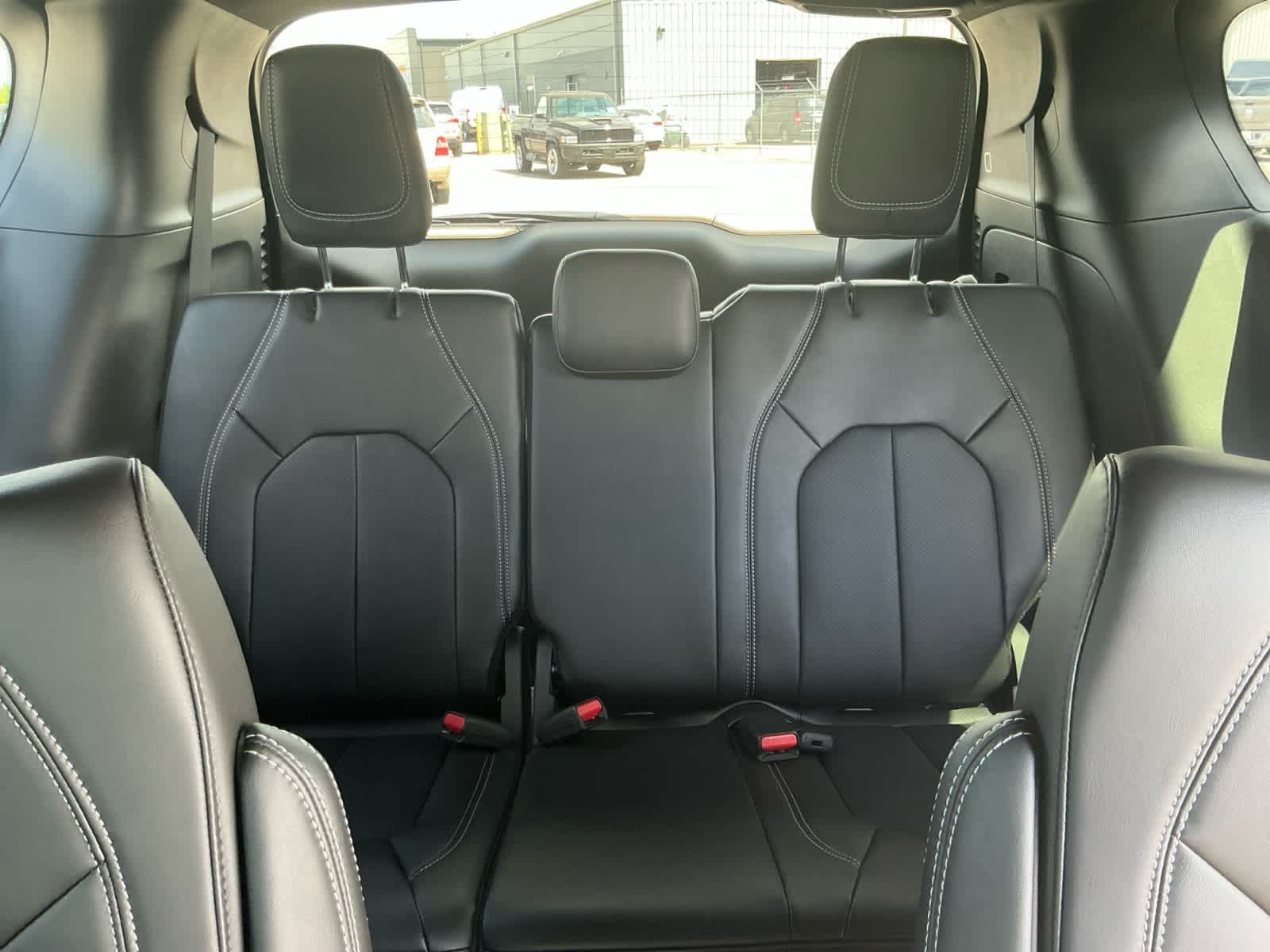 2025 Chrysler Pacifica PACIFICA SELECT