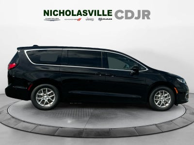 2025 Chrysler Pacifica PACIFICA SELECT