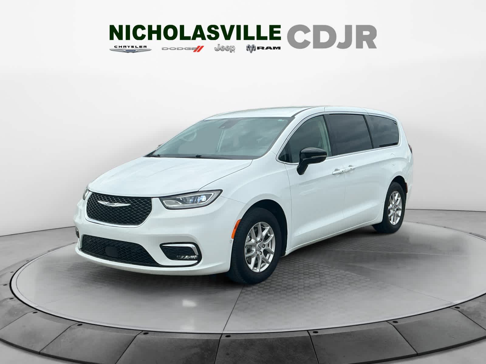 2024 Chrysler Pacifica Touring L