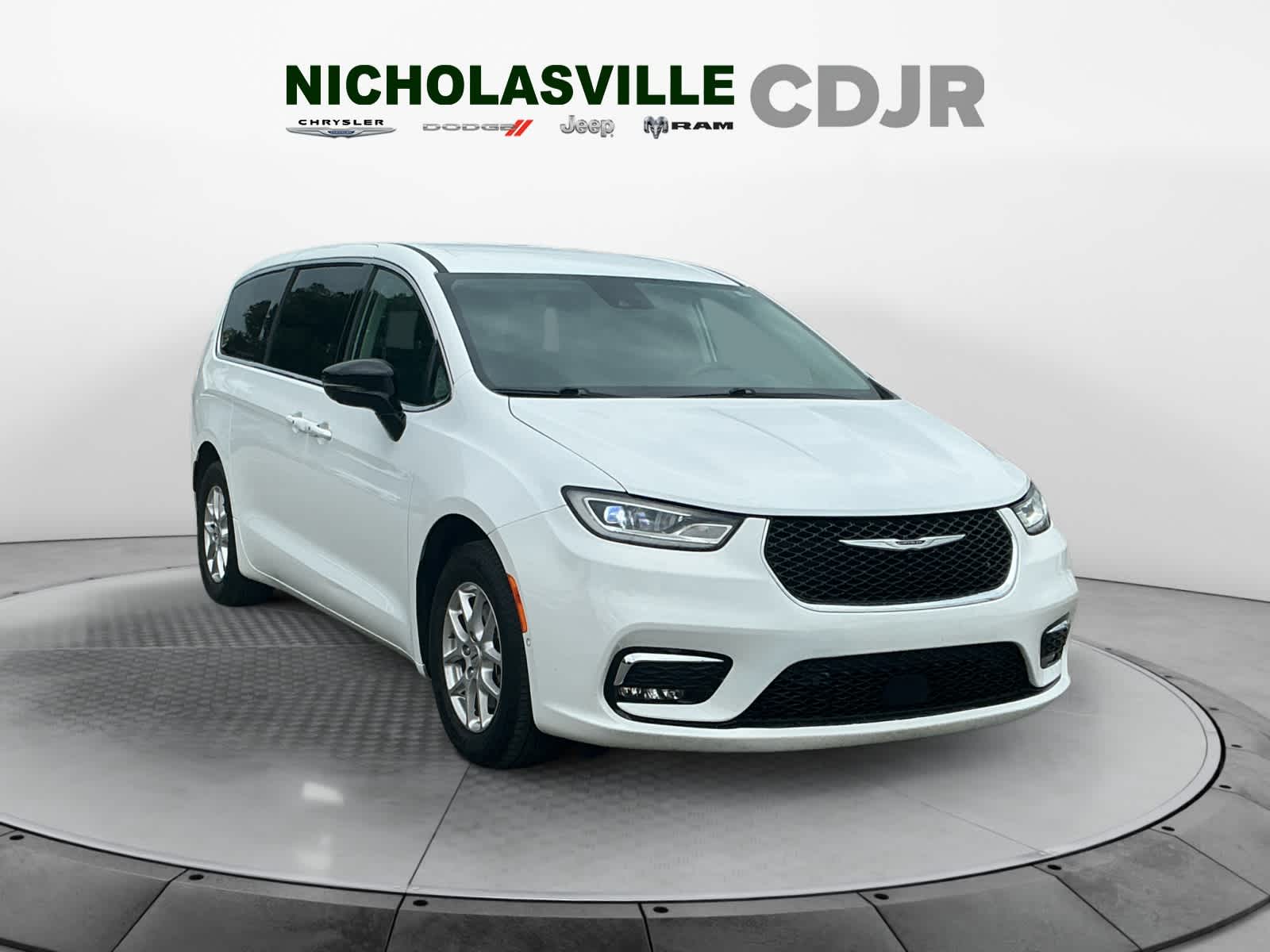 2024 Chrysler Pacifica Touring L
