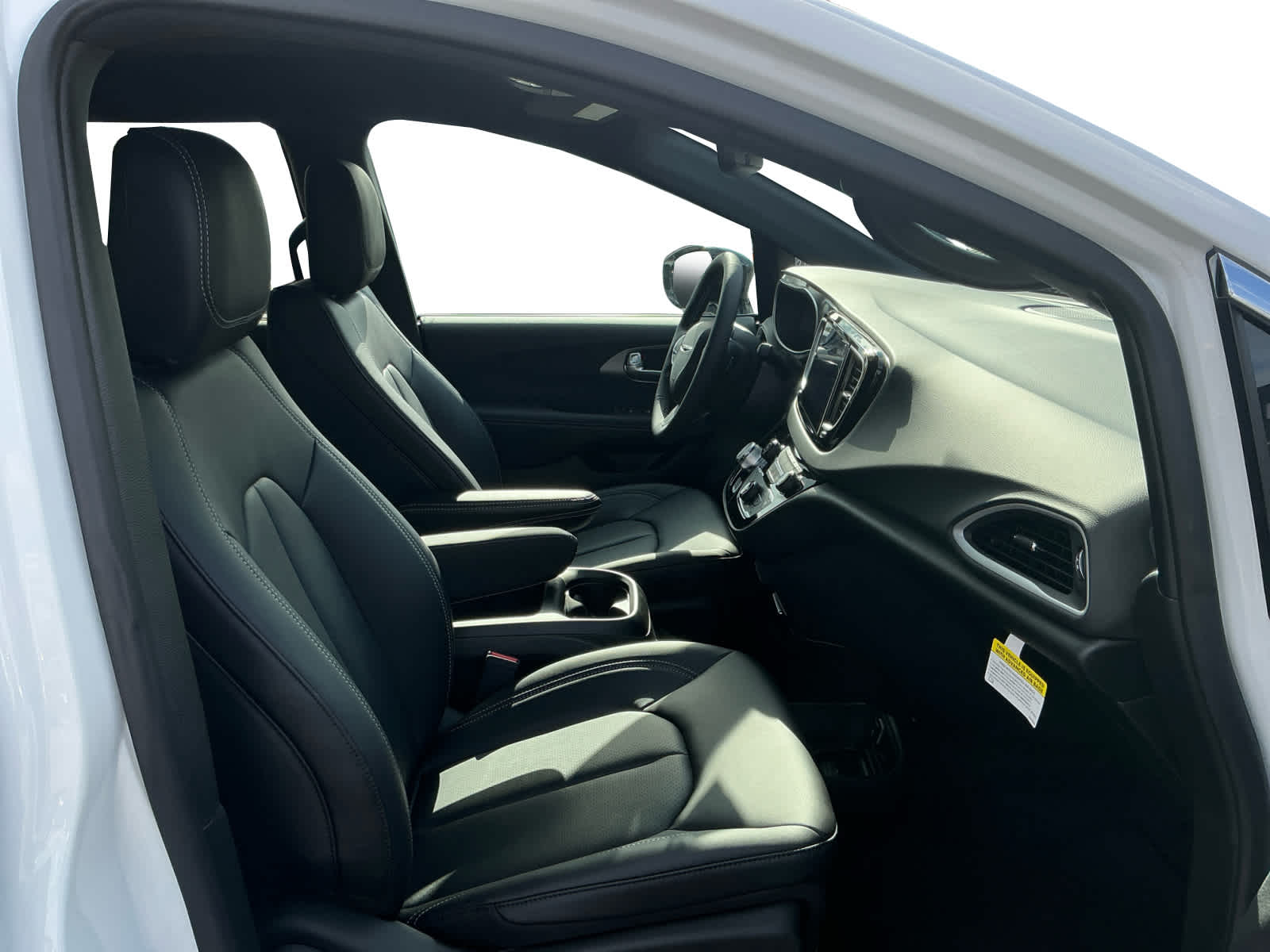 2025 Chrysler Voyager VOYAGER LX