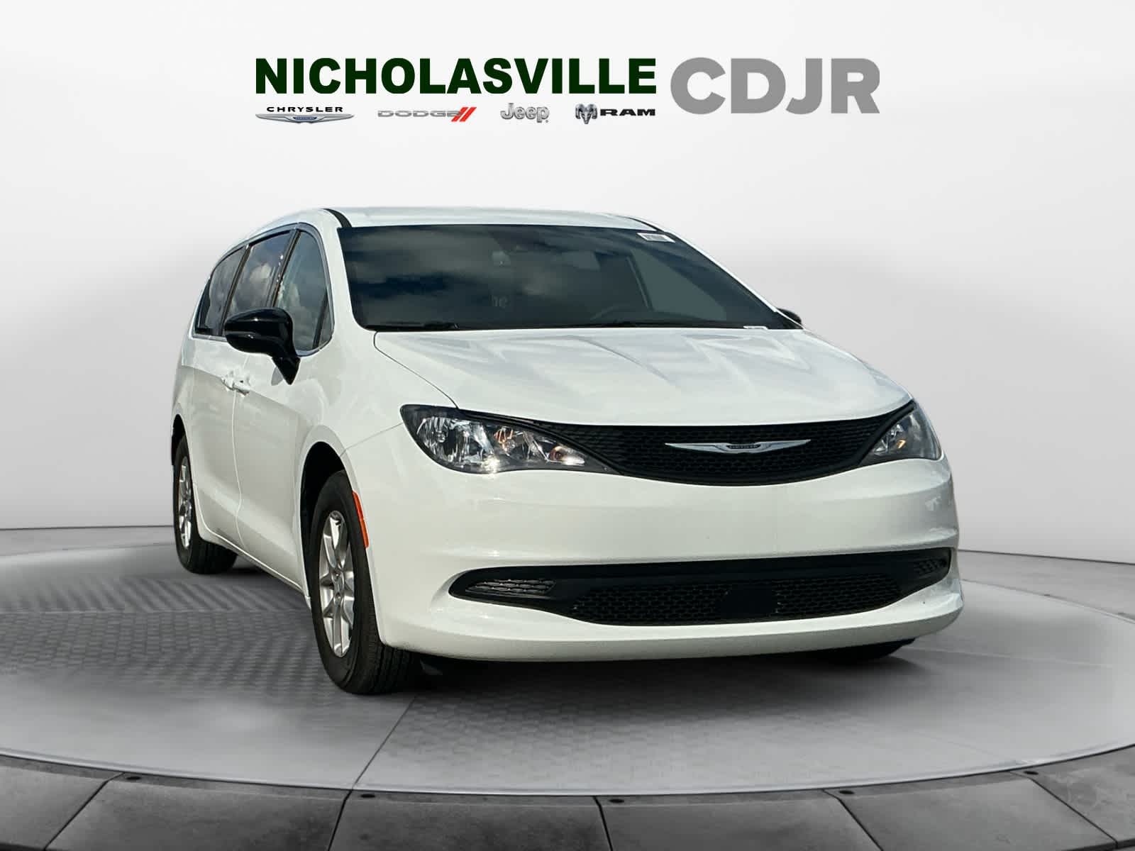 2025 Chrysler Voyager VOYAGER LX