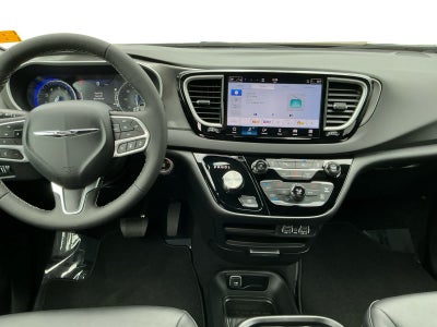 2025 Chrysler Voyager VOYAGER LX