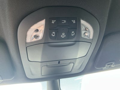 2025 Chrysler Voyager VOYAGER LX