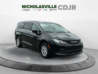 2025 Chrysler Voyager VOYAGER LX