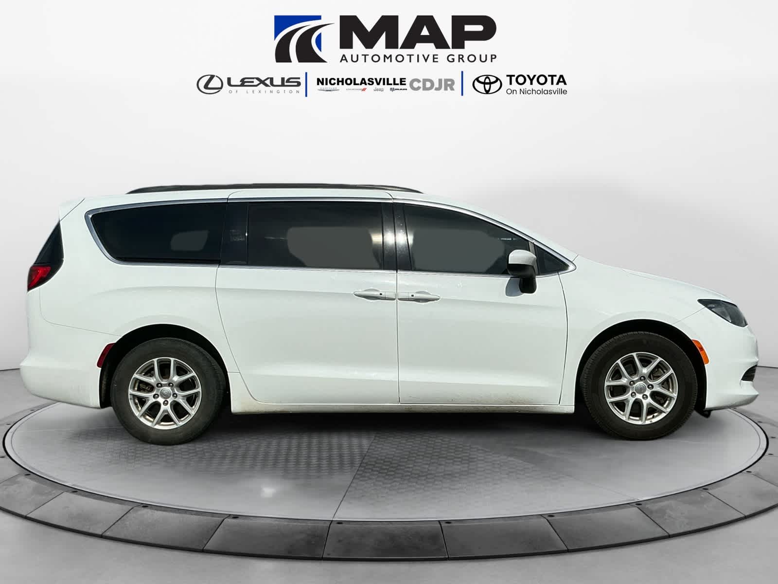 2020 Chrysler Voyager LXI
