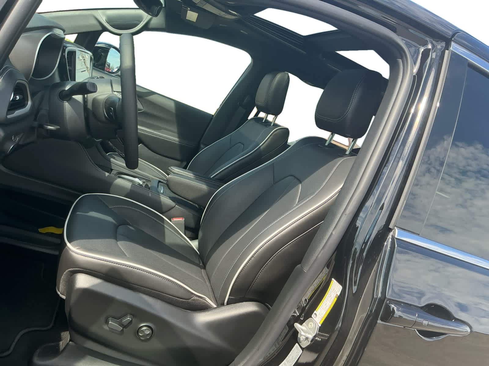 2027 Chrysler Pacifica PACIFICA LIMITED