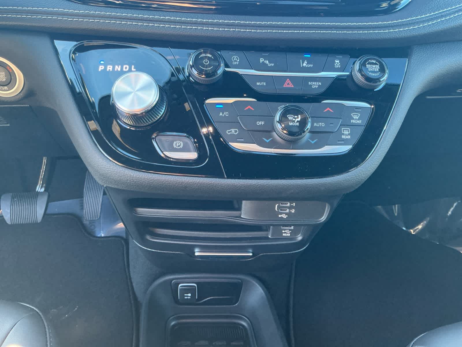 2026 Chrysler Pacifica PACIFICA SELECT AWD