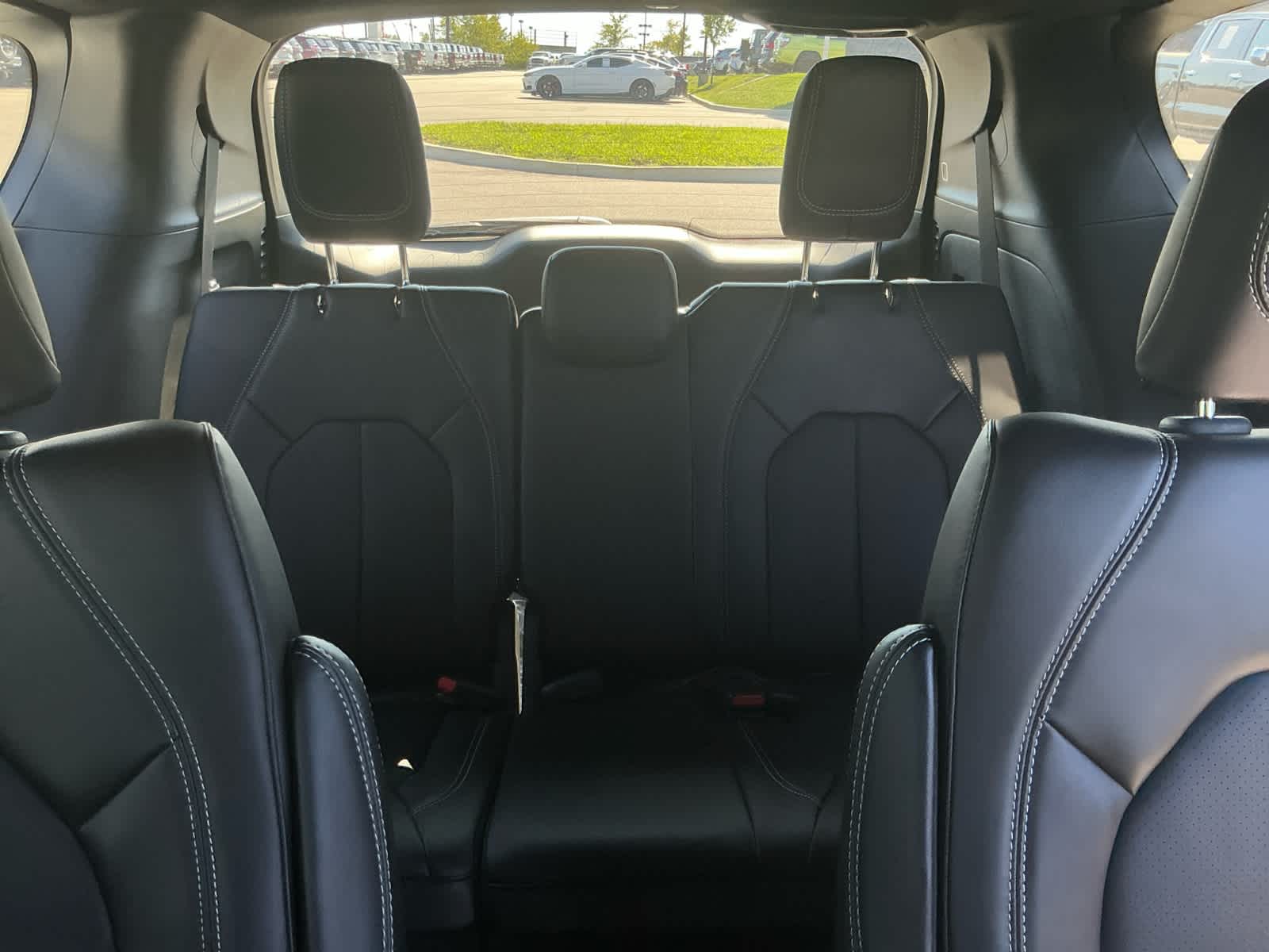 2026 Chrysler Pacifica PACIFICA SELECT AWD