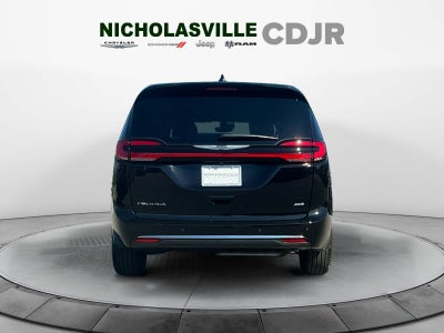 2026 Chrysler Pacifica PACIFICA SELECT AWD