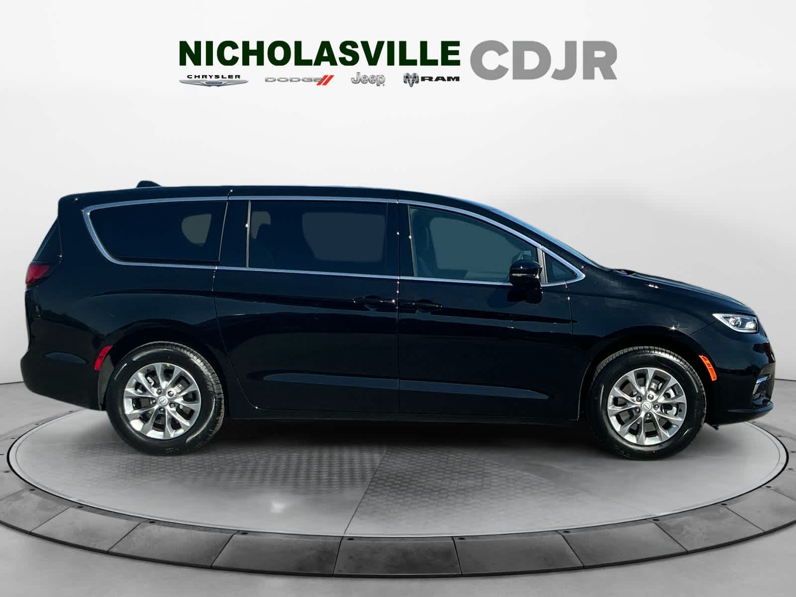 2026 Chrysler Pacifica PACIFICA SELECT AWD