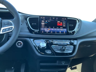 2027 Chrysler Pacifica PACIFICA SELECT AWD