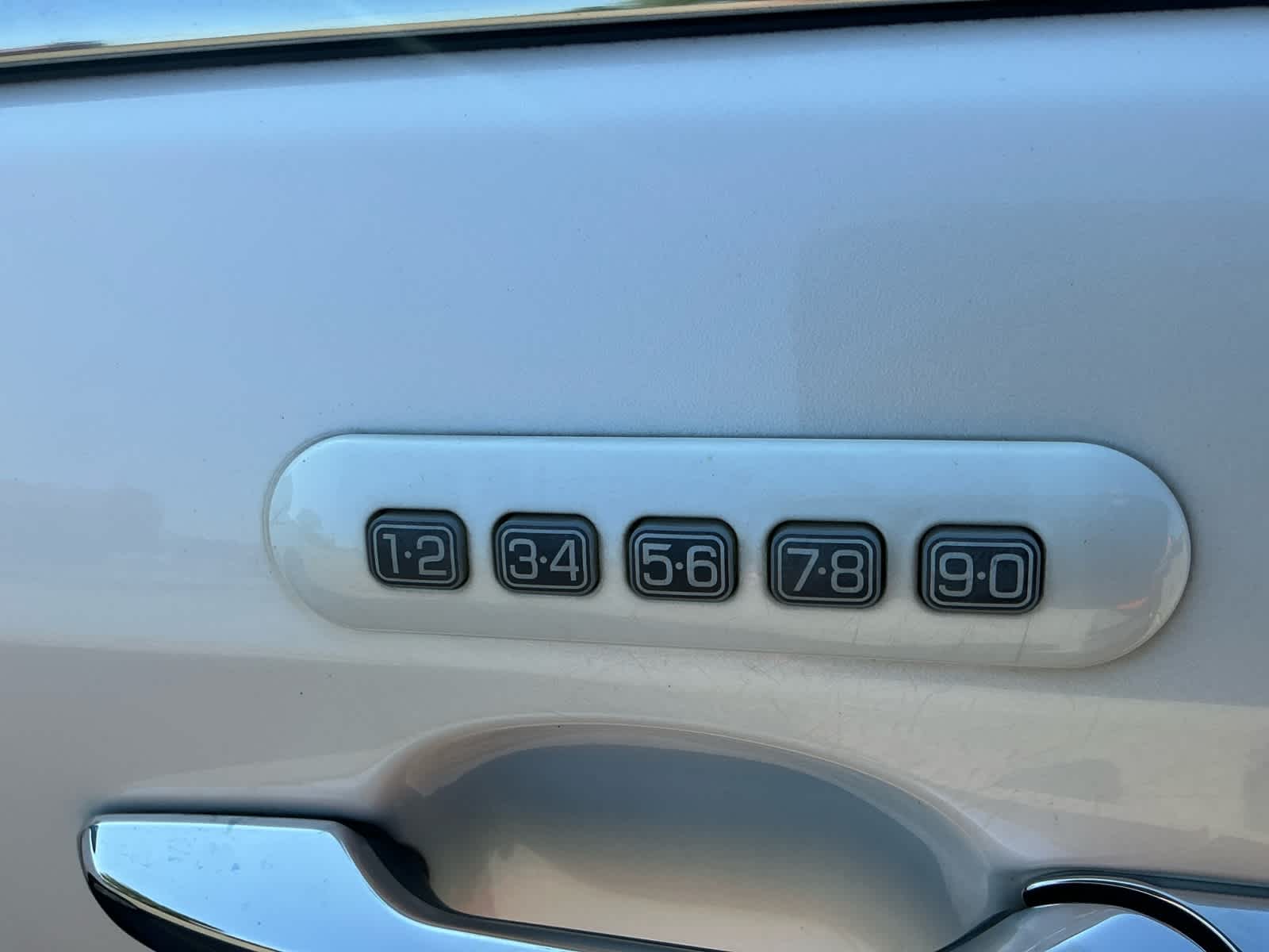 2013 Lincoln MKX FWD 4dr