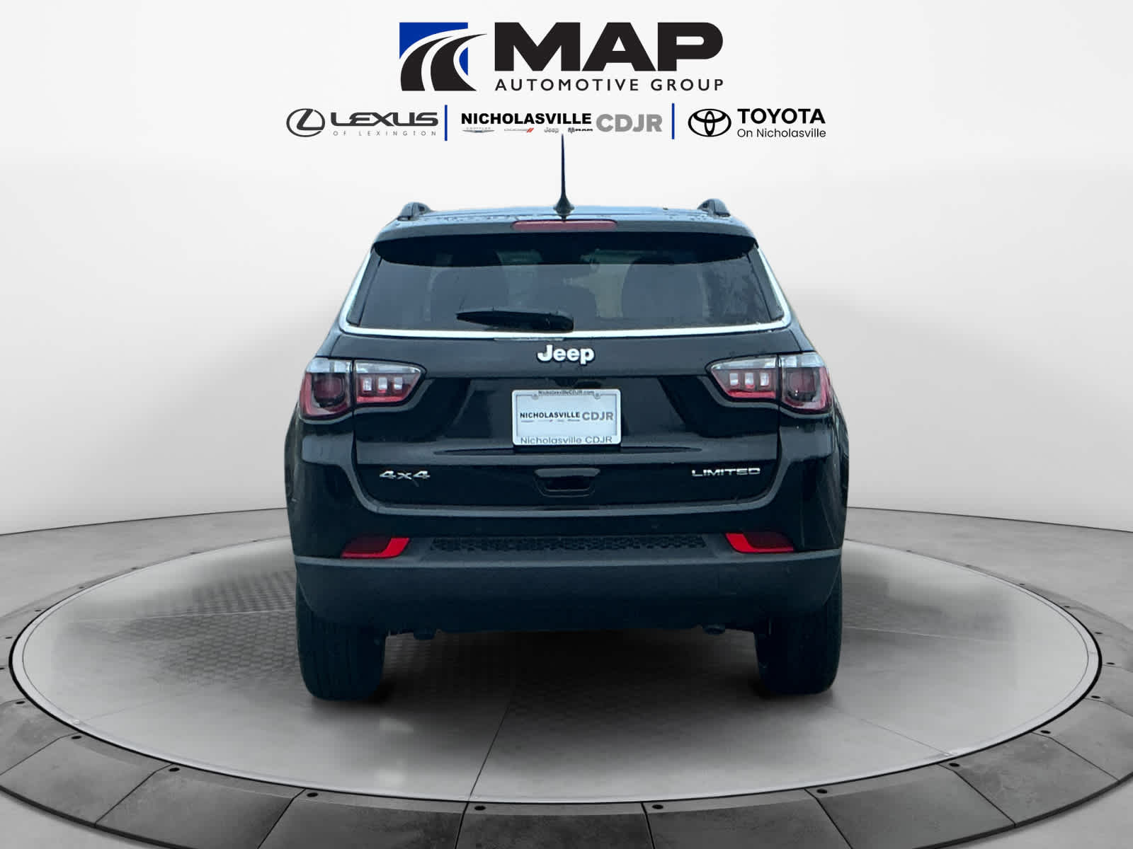 2026 Jeep Compass COMPASS LIMITED 4X4