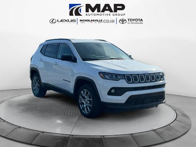 2022 Jeep Compass Latitude Lux